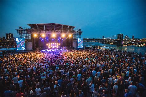 Madsen'in İstanbul Konserinde Oluşan Sıradışı Gürültü: Fransız Şarkıcıyla Birlikte Şaşırtan Bir Gece!